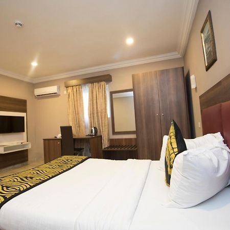 Visa Karena Hotels Port Harcourt Exterior foto