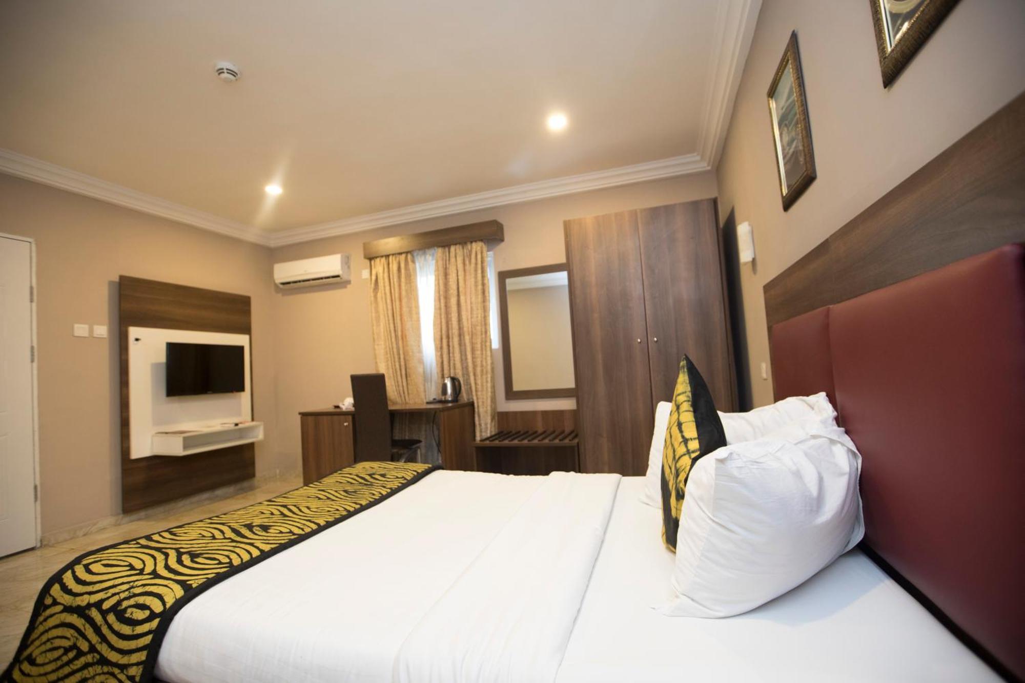 Visa Karena Hotels Port Harcourt Exterior foto