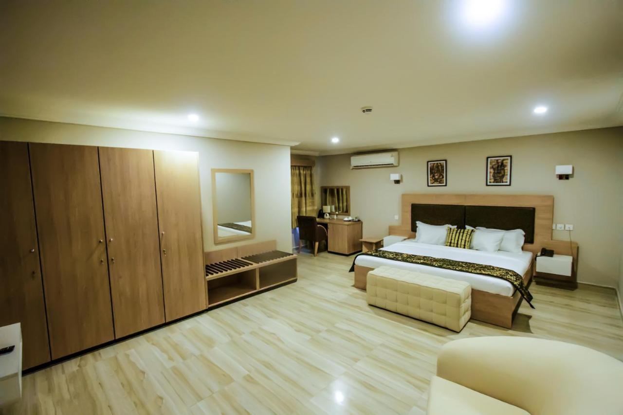 Visa Karena Hotels Port Harcourt Exterior foto