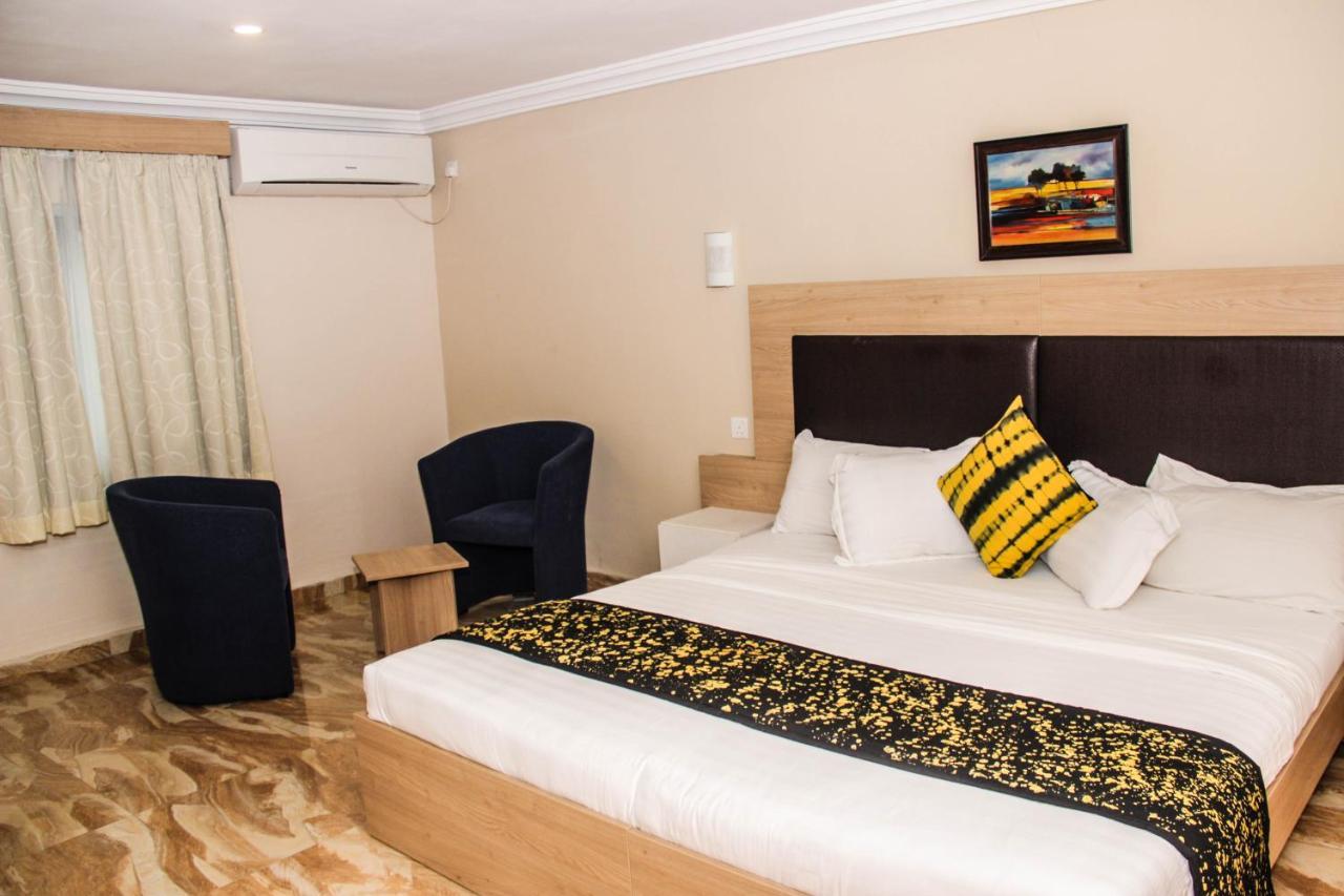 Visa Karena Hotels Port Harcourt Exterior foto