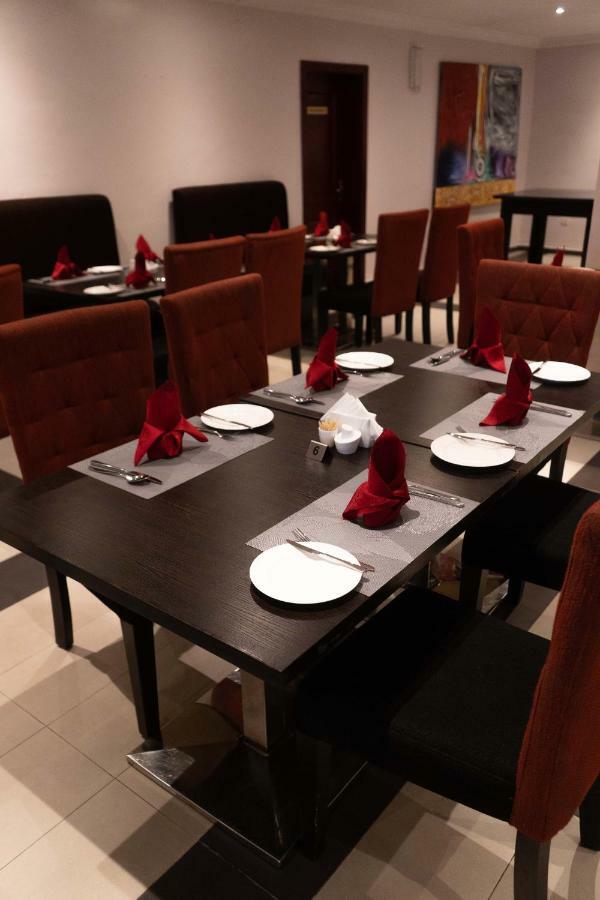Visa Karena Hotels Port Harcourt Exterior foto